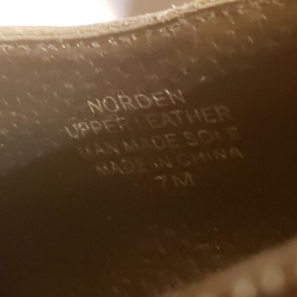 NEW-NOT IN BOX Jeffrey Campbell Chuncky
Platform Oxford.
Color: Black
Size: 7 - Picture 8 of 8